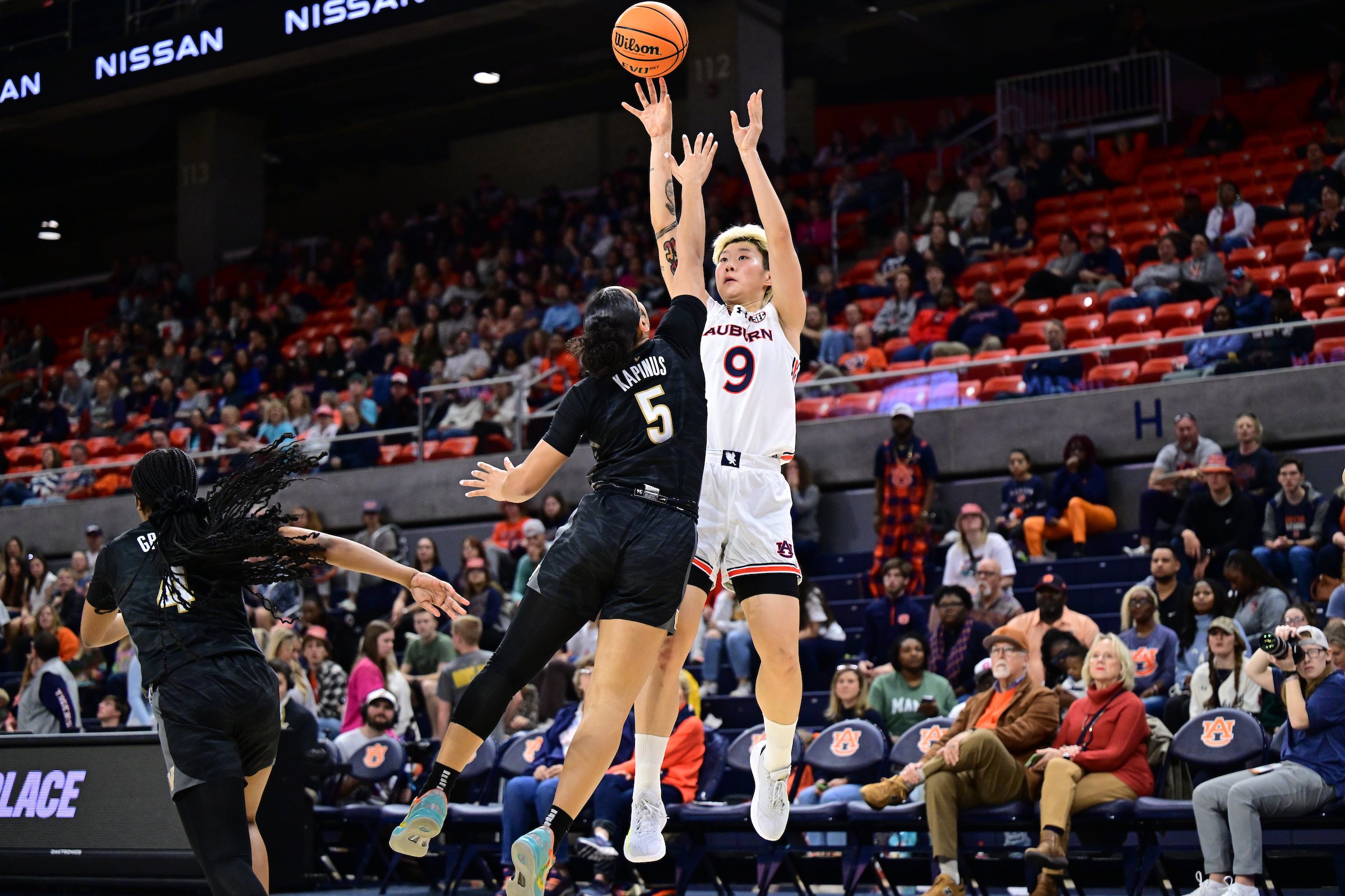  征戰(zhàn)NCAA！鄧雨婷：不太喜歡被稱為“李夢接班人” 未來想進(jìn)WNBA