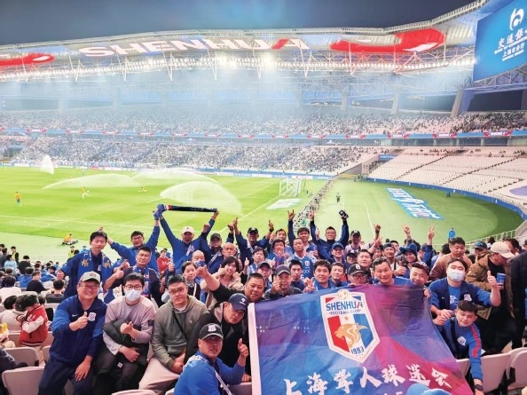  東體介紹上海聾人球迷會：最安靜的助威，最“響亮”的看臺