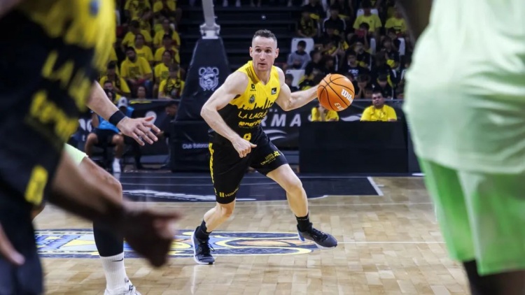  NBA初代老六，42歲進(jìn)入生涯巔峰？！