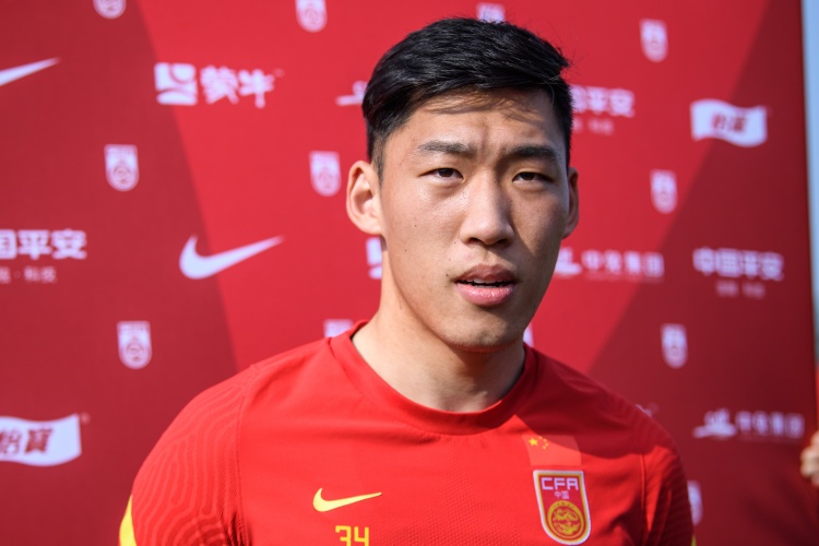  北青體育：朱辰杰是否以“面具人”形象出戰(zhàn)18強(qiáng)賽，仍需多方溝通
