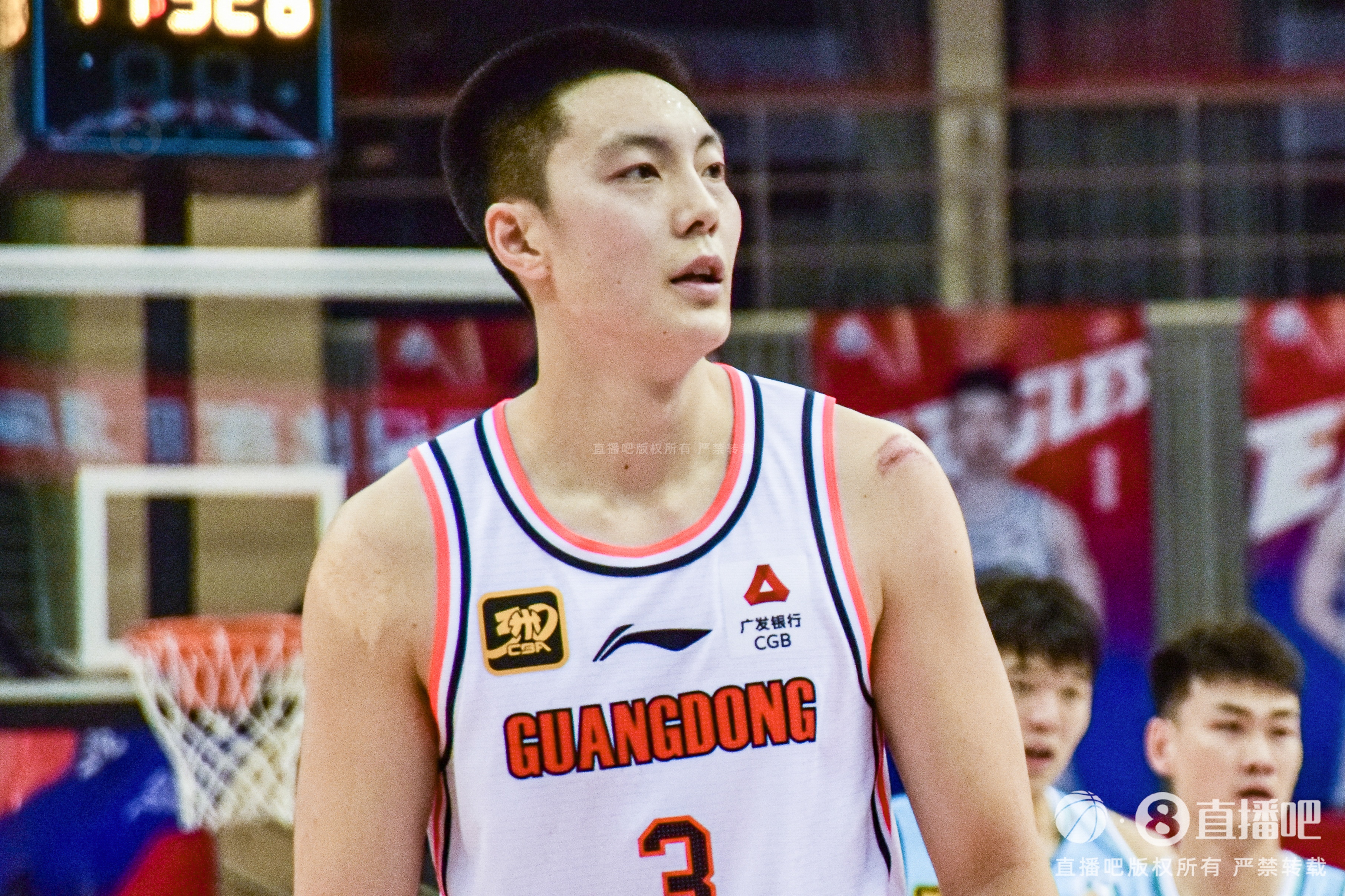  隊長歸來！胡明軒復出表現完美 7中4拿下11分3板5助0失誤