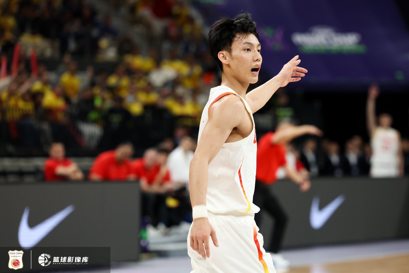  首發(fā)出戰(zhàn)不在狀態(tài)！徐杰全場(chǎng)3中0沒(méi)得分 拿到3板1助2斷另2失誤